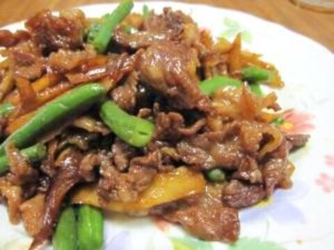 牛肉とごぼう・椎茸の甘辛炒め　（我が家の味）